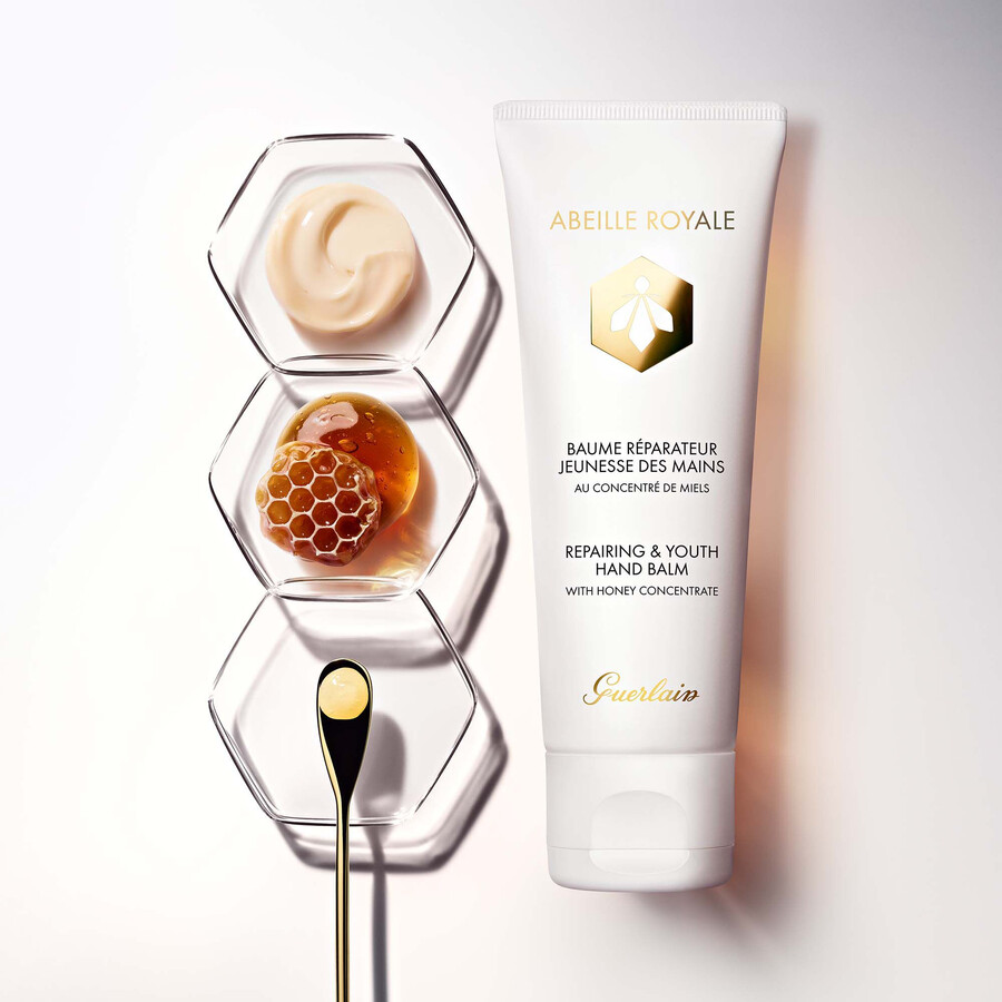 abeille royale ⋅ revitalizing youth hand balm ⋅ guerlain