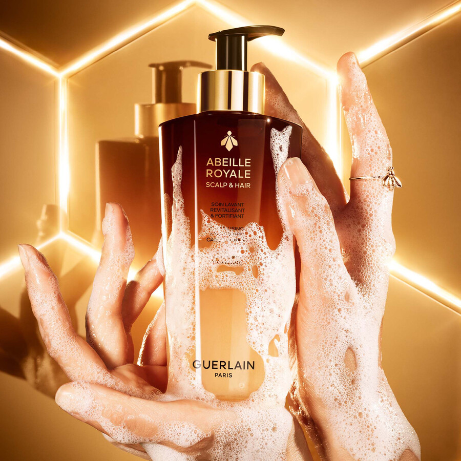 abeille royale ⋅ revitalizing fortifying care shampoo ⋅ guerlain