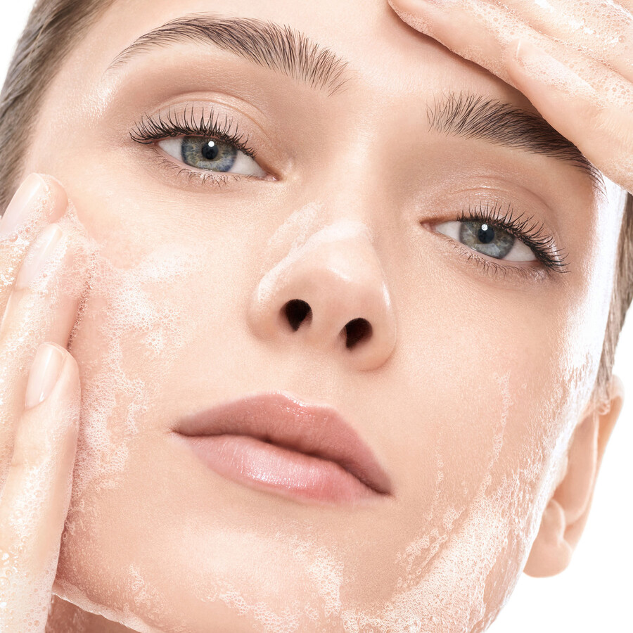 abeille royale ⋅ cleansing care-in-mousse ⋅ guerlain