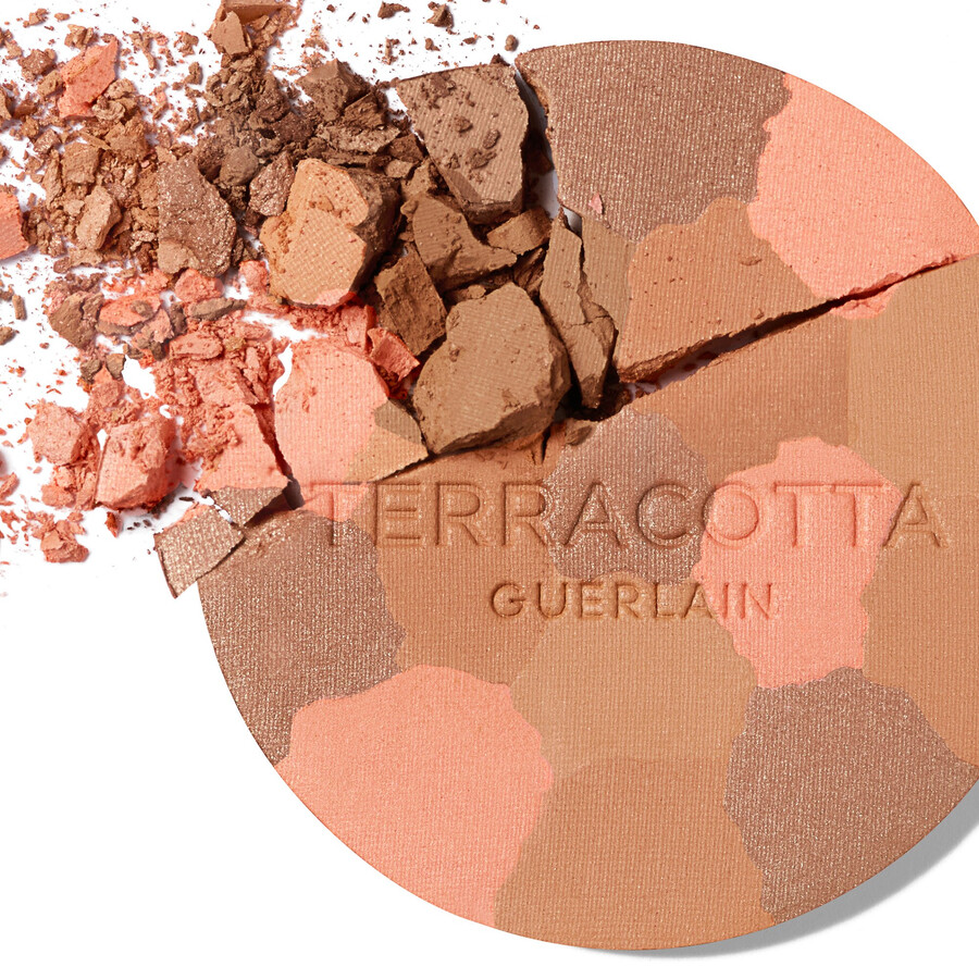 terracotta light ⋅ the sun-kissed natural healthy glow powder - 96 naturally-derived ingredients ⋅ guerlain
