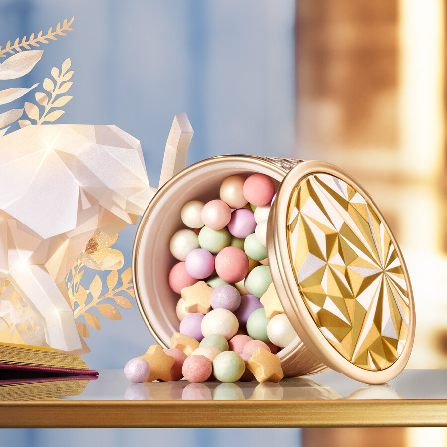 mÉtÉorites midnight glow ⋅ light-revealing pearls of powder ⋅ guerlain